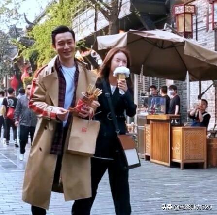 夫妻各忙各的，黄晓明与女主甜蜜逛街，Angelababy复工状态也极佳