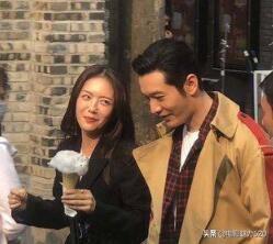 夫妻各忙各的，黄晓明与女主甜蜜逛街，Angelababy复工状态也极佳