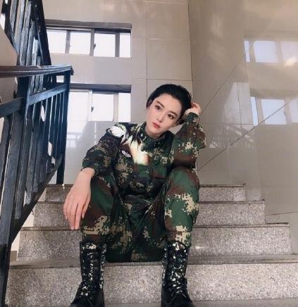 李晨维权败诉申请二审遭群嘲，前女友张馨予发文太扎心
