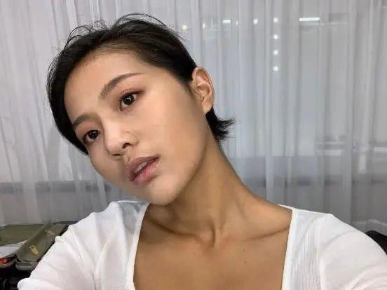 罗志祥劈腿乱搞，屈楚萧变态抽人！绝代双渣都毁美女身上